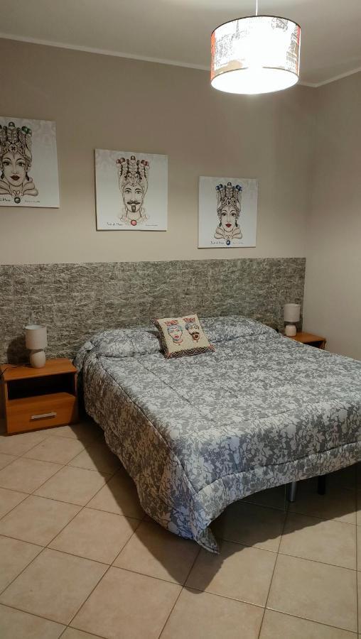 B&B Lido Azzurro กาตันซาโร ภายนอก รูปภาพ