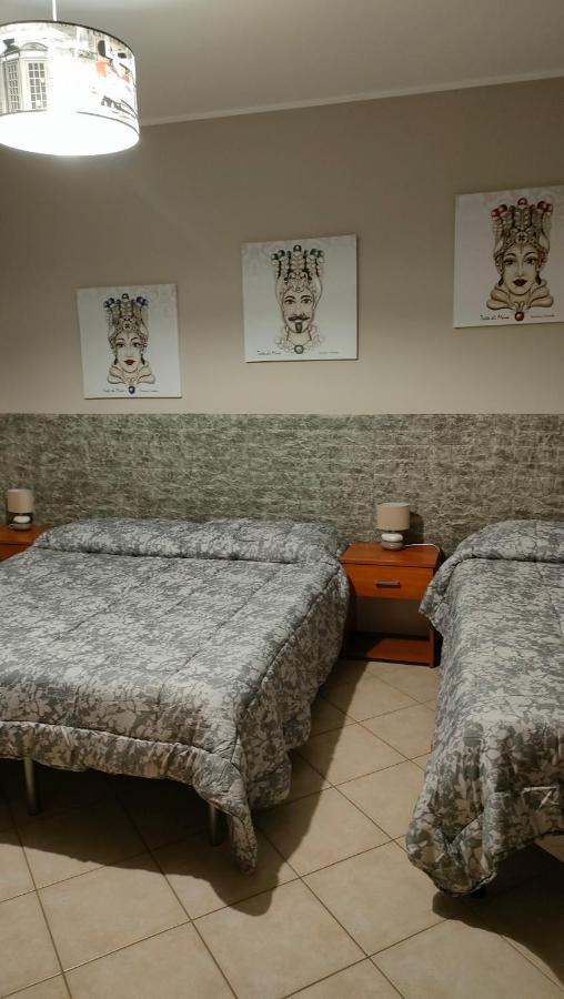 B&B Lido Azzurro กาตันซาโร ภายนอก รูปภาพ